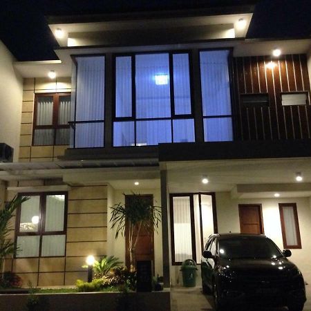 Fams Homestay By Fh Stay ยอกยาการ์ตา ภายนอก รูปภาพ
